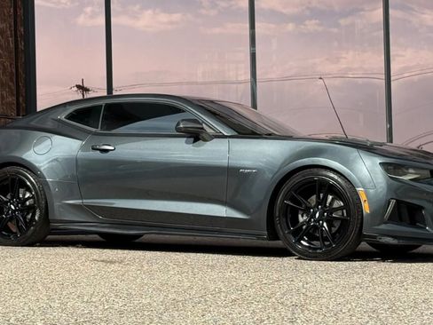 Used 2017 Chevrolet Camaro LT w/ RS Package RWD image 16