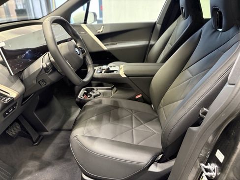 Used 2025 BMW iX xDrive50 w/ Sport Package image 13