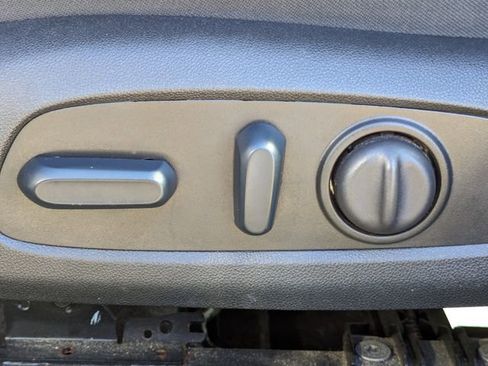 Used 2024 Chevrolet Malibu LT image 20