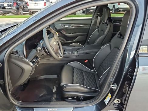 New 2026 Cadillac CT5 V Blackwing image 10