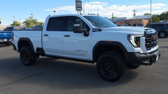 New 2026 GMC Sierra 2500 AT4X w/ AT4X AEV Edition AWD/4WD image 2