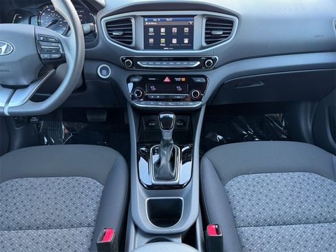 Used 2018 Hyundai Ioniq Blue image 26