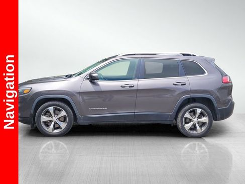 Used 2019 Jeep Cherokee Limited w/ Luxury Group FWD image 7