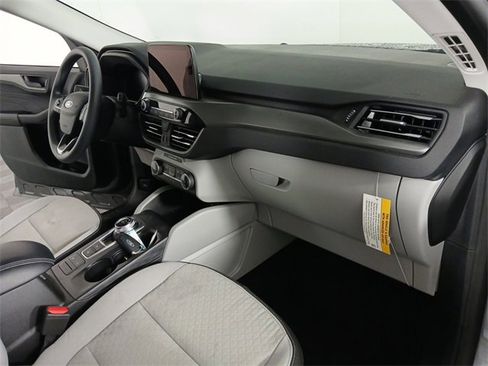 Used 2025 Ford Escape Active image 18