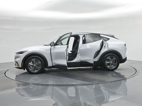 Certified 2021 Ford Mustang Mach-E Select image 33