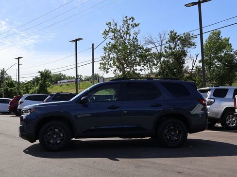 New 2026 Honda Pilot TrailSport image 4