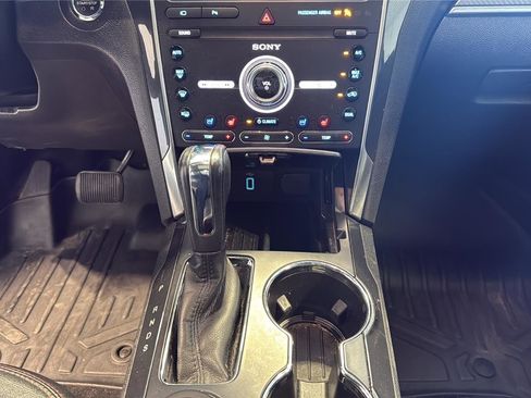 Used 2019 Ford Explorer Sport w/ Equipment Group 401A AWD/4WD image 24