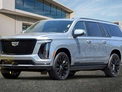 New 2026 Cadillac Escalade ESV Platinum Sport w/ LPO, ONYX Package AWD/4WD image 8