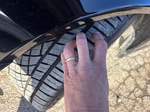 Used 2008 Mercedes-Benz E 350 4MATIC Sedan image 18