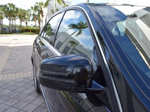 Used 2011 Mercedes-Benz E 350 4MATIC Sedan image 30