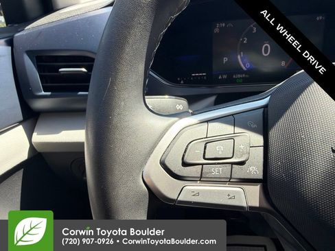 Used 2022 Volkswagen Taos SE w/ Panoramic Sunroof Package AWD/4WD image 31