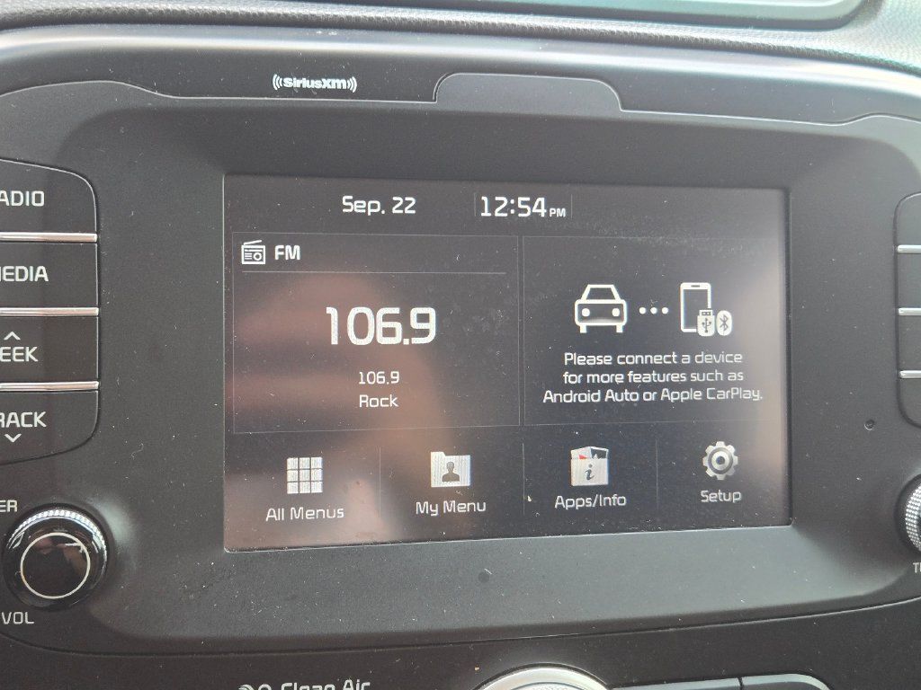 Used 2019 Kia Soul + FWD image 27