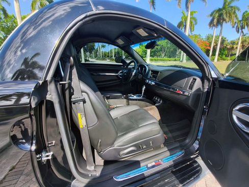 Used 2006 Chevrolet SSR w/ Preferred Equipment Group RWD image 40