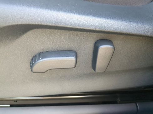 New 2026 Subaru Ascent Premium image 19