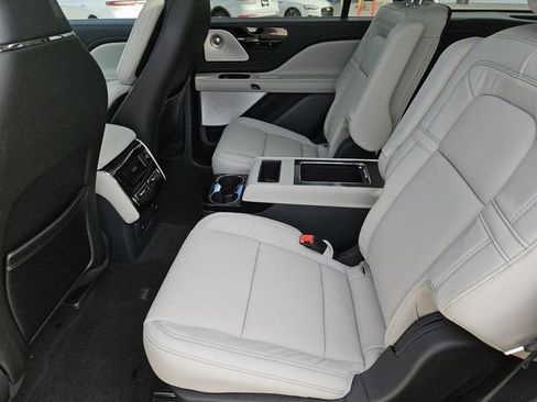 New 2026 Lincoln Aviator Reserve image 22
