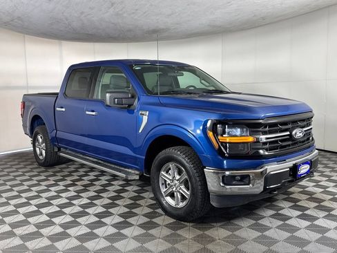 Used 2025 Ford F150 XLT w/ Equipment Group 301A Standard AWD/4WD image 3