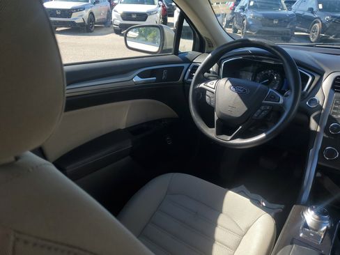 Used 2017 Ford Fusion S image 19