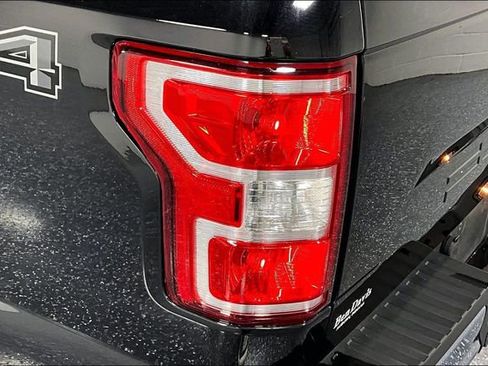 Used 2020 Ford F150 XLT w/ Equipment Group 302A Luxury AWD/4WD image 22