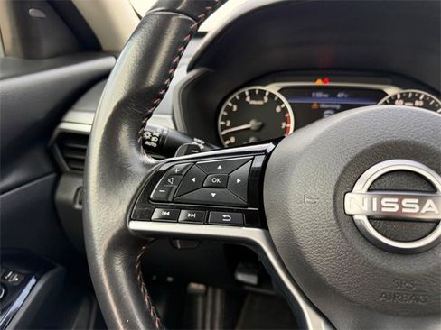 Used 2023 Nissan Altima 2.5 SR image 10