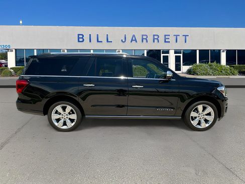 Used 2024 Ford Expedition Max Platinum AWD/4WD image 8