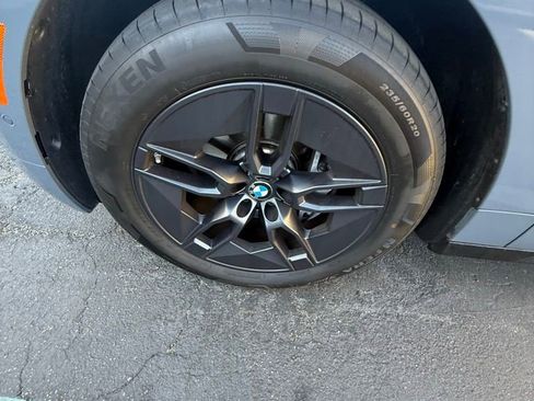 Used 2026 BMW iX xDrive45 AWD/4WD image 18