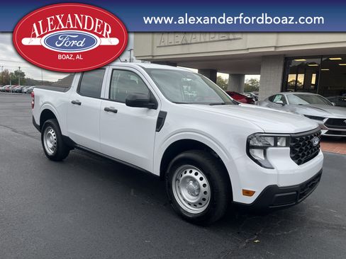 New 2025 Ford Maverick XL image 3