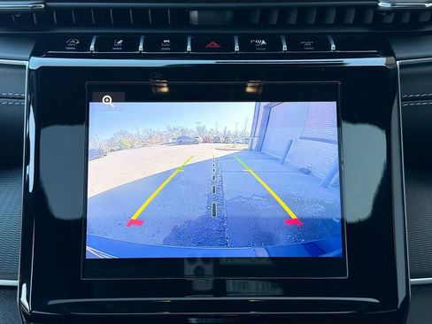 New 2025 Jeep Grand Cherokee L Altitude AWD/4WD image 33