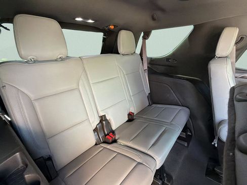 Used 2023 Chevrolet Tahoe LT AWD/4WD image 13