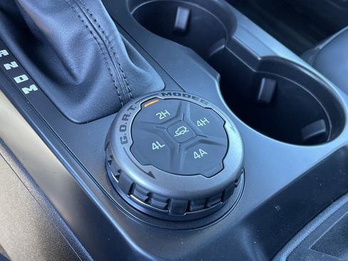 New 2025 Ford Bronco Badlands image 26