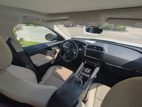 Used 2020 Jaguar F-PACE Premium AWD/4WD image 6