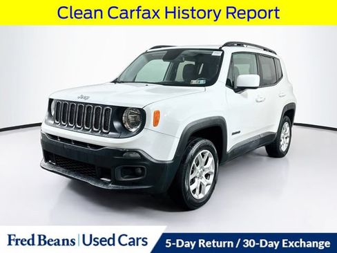 Used 2017 Jeep Renegade Latitude w/ Popular Equipment Group AWD/4WD image 4