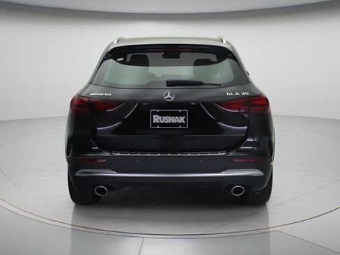 New 2026 Mercedes-Benz GLA 35 AMG 4MATIC image 3