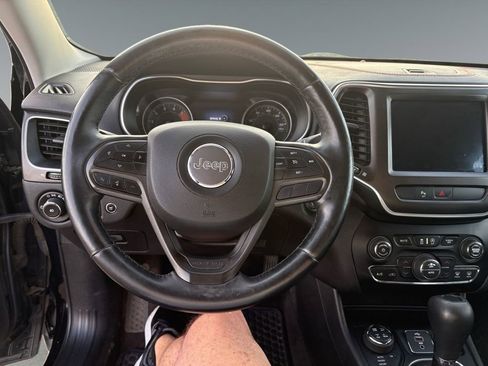 Used 2019 Jeep Cherokee Trailhawk w/ Comfort/Convenience Group image 10