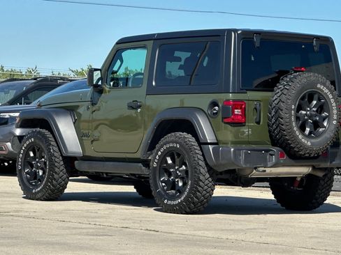 Used 2023 Jeep Wrangler Willys image 5