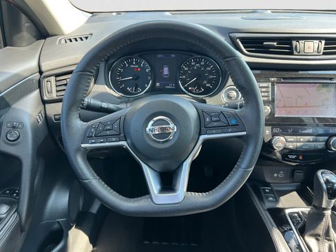 Used 2020 Nissan Rogue SL w/ Premium Package AWD/4WD image 11