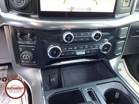 Used 2022 Ford F150 Lariat w/ Equipment Group 502A High AWD/4WD image 12