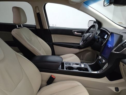 Used 2021 Ford Edge Titanium w/ Cargo Accessory Package FWD image 21