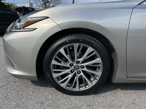 Used 2020 Lexus ES 350 w/ Premium Package FWD image 12