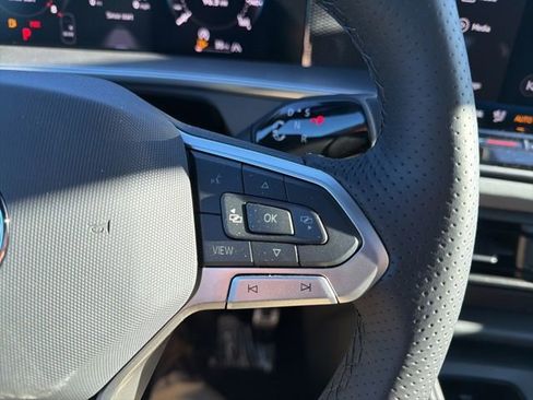 New 2026 Volkswagen Tiguan SE R-Line image 14