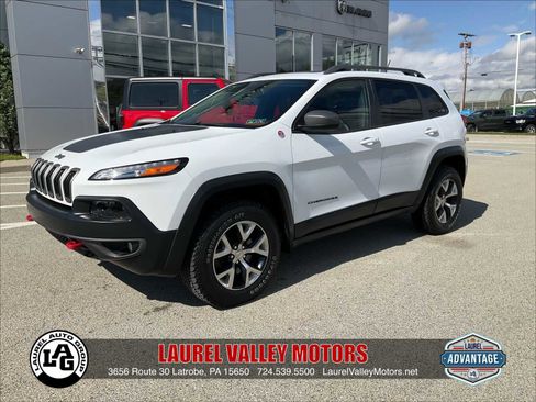 Used 2014 Jeep Cherokee Trailhawk AWD/4WD image 1