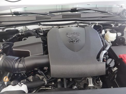 Used 2023 Toyota Tacoma SR5 image 26