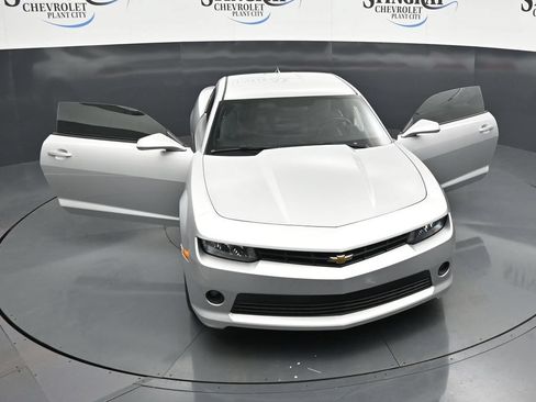 Used 2015 Chevrolet Camaro LT RWD image 34