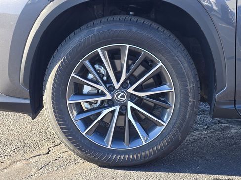 Used 2025 Lexus NX 250 FWD w/ Towing Package (2000 Lbs) image 12
