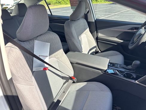 New 2025 Toyota Camry LE w/ Convenience Package image 32