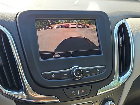 Used 2024 Chevrolet Equinox LS w/ Driver Confidence II Package FWD image 29