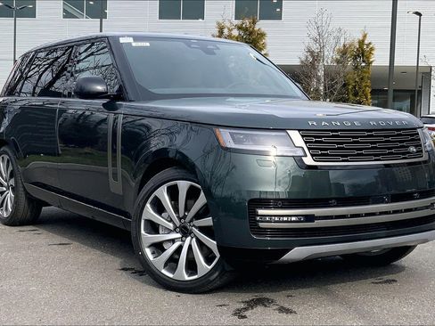 New 2026 Land Rover Range Rover Long Wheelbase SE image 2