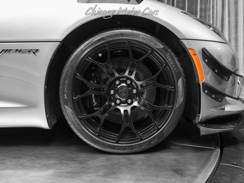 Used 2015 Dodge Viper SRT-10 RWD image 48