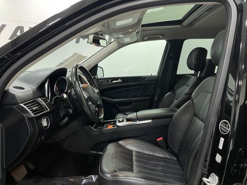 Used 2016 Mercedes-Benz GL 450 4MATIC w/ Premium I Package image 15