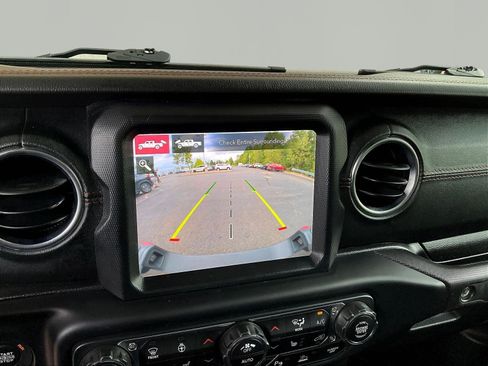 Used 2020 Jeep Gladiator Rubicon AWD/4WD image 15