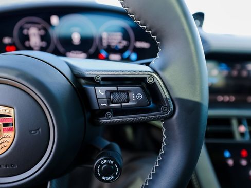 Certified 2025 Porsche Taycan GTS image 16